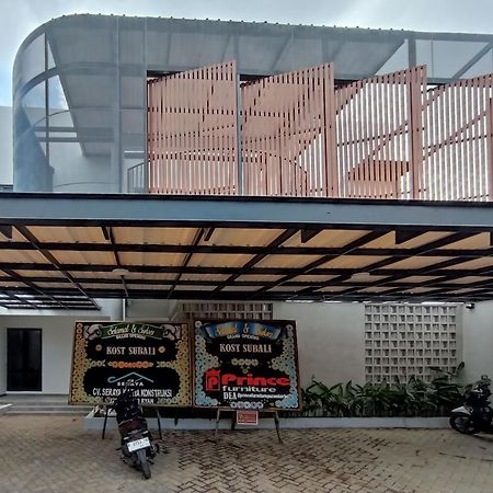 Urbanview Hotel Subali Purwokerto Exterior foto