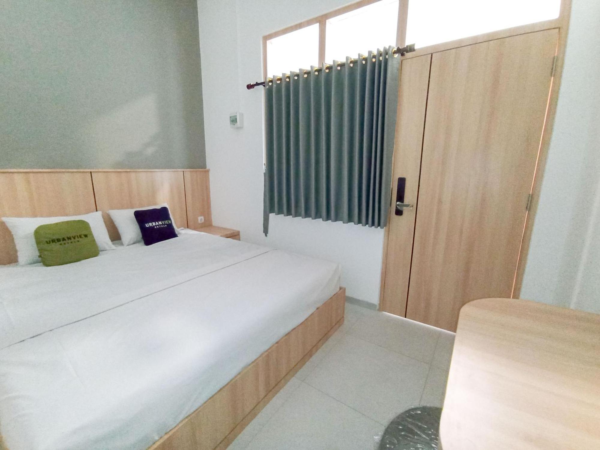 Urbanview Hotel Subali Purwokerto Exterior foto